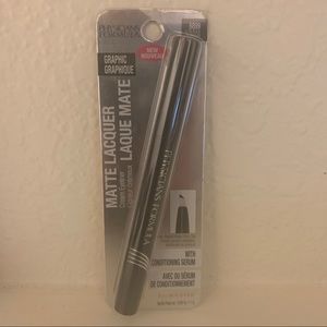 Black Graphic Eyeliner